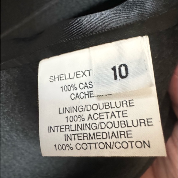 100% Cashmere Holt Renfrew Coat - Picture 7 of 10
